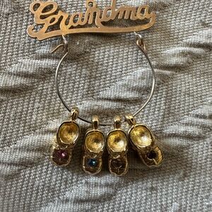 Charming Gold 'Grandma' Necklace with Gem Accents